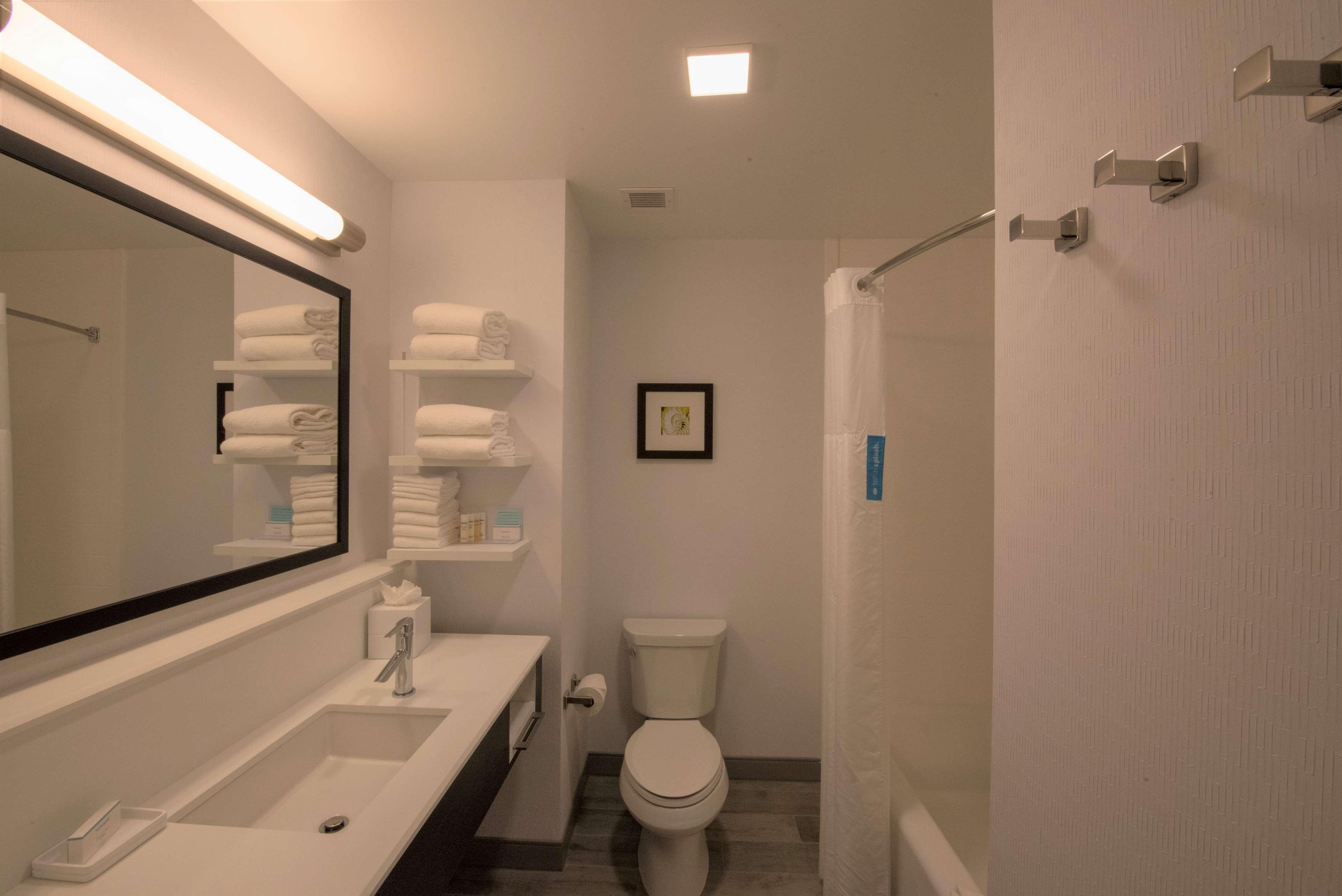 Hampton Inn & Suites Irvine/Orange County Airport Екстериор снимка