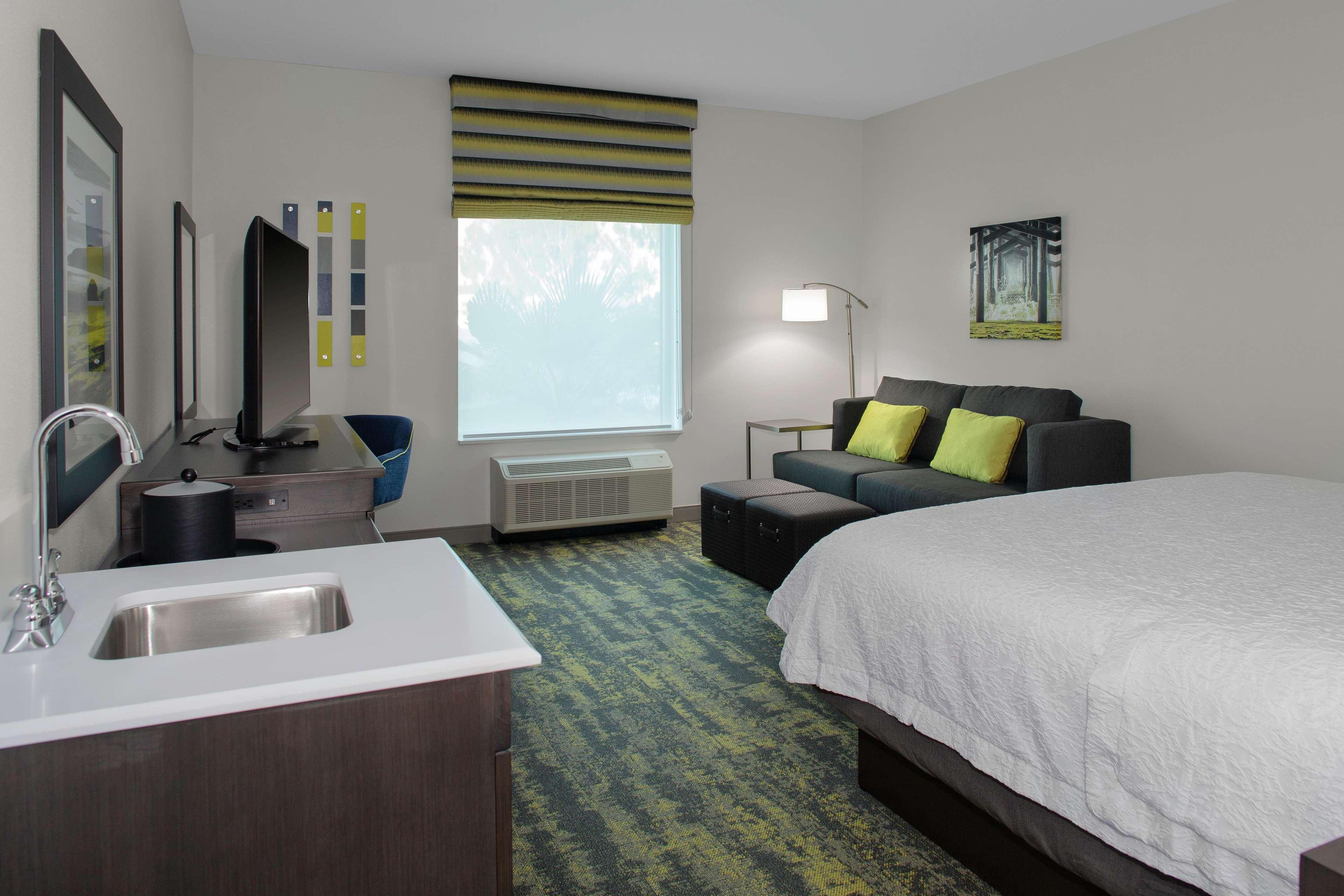 Hampton Inn & Suites Irvine/Orange County Airport Екстериор снимка